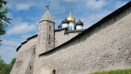 Фото: Двухдневный тур по Пскову для школьников "Архитектура Псковского края в зеркале истории" 