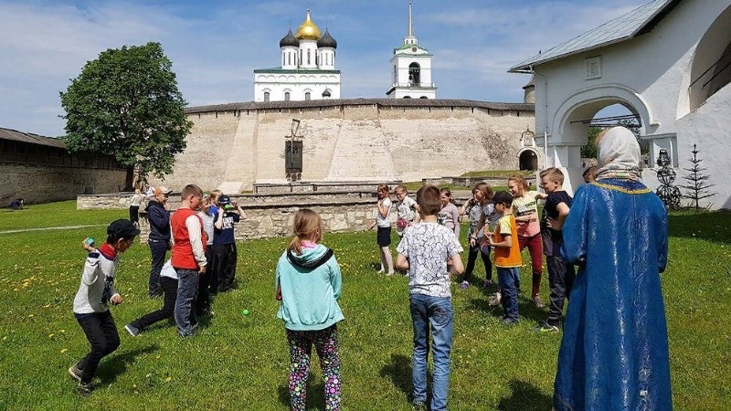 Фото: Тур в Псков для школьников, прибытие на поезде.
